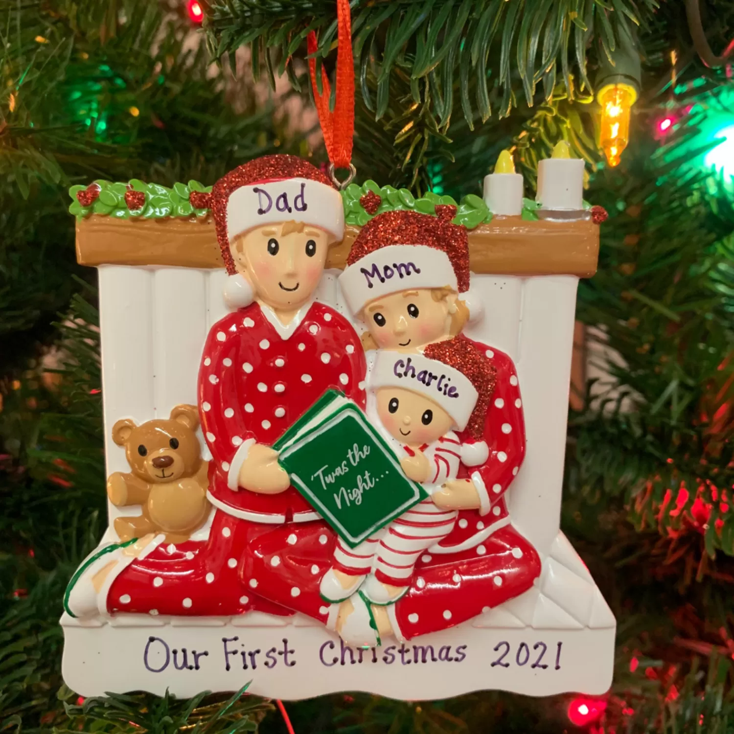 The Jolly Christmas Shop Personalized Ornaments·Family Ornaments | 4.25" Family Of 3 Reading In Bed Personalized Christmas Ornament OR2025-3