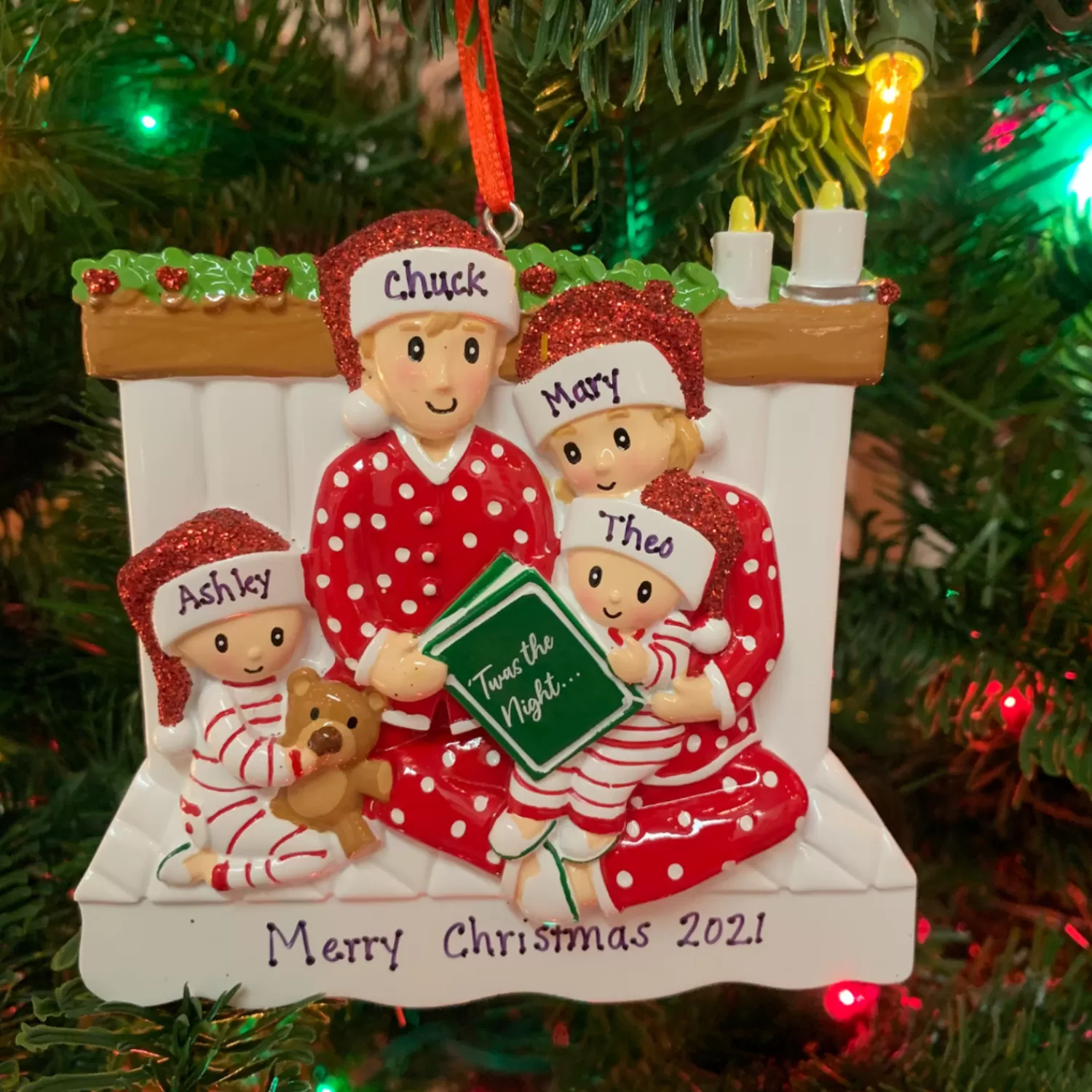 The Jolly Christmas Shop Personalized Ornaments·Family Ornaments | 4.5" Family Of 4 Reading In Bed Personalized Christmas Ornament OR2025-4
