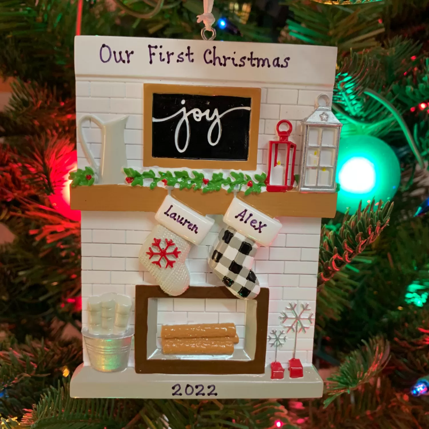 The Jolly Christmas Shop Personalized Ornaments·Family Ornaments | 5" Fireplace Mantle Couple Stockings Personalized Christmas Ornament OR2030-2