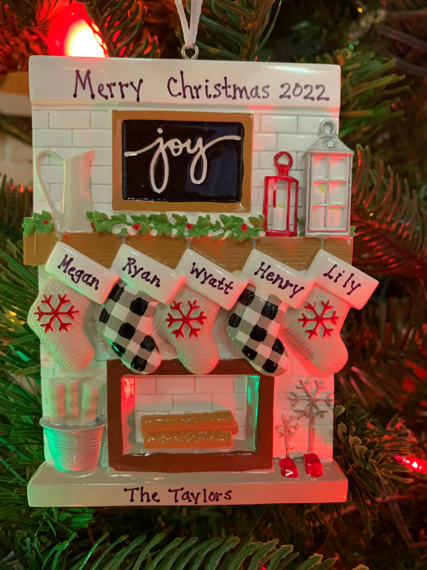 The Jolly Christmas Shop Personalized Ornaments·Family Ornaments | 5" Fireplace Mantle Stocking Family Of 5 Personalized Christmas Ornament OR2030-5
