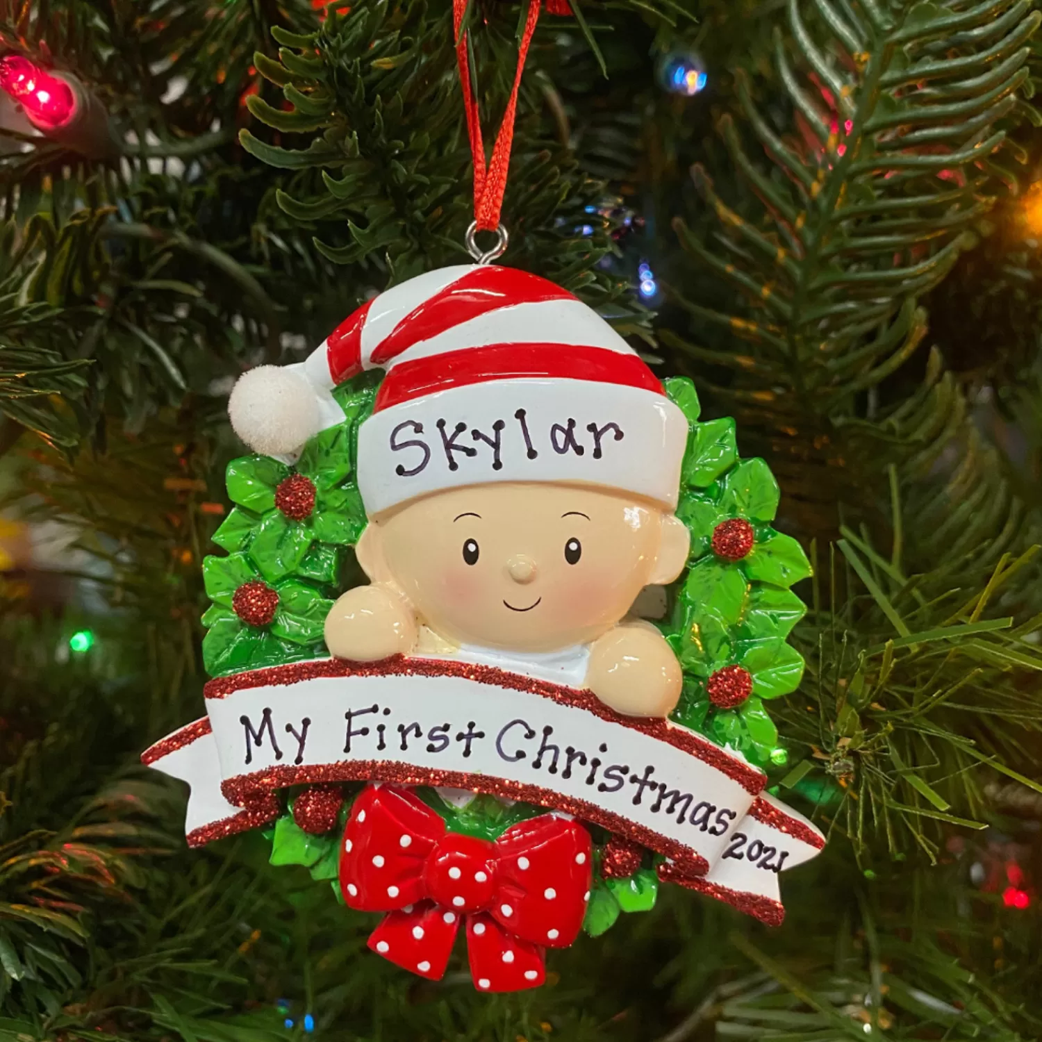 The Jolly Christmas Shop Personalized Ornaments·Baby's First Christmas | Baby's 1St Christmas | Baby In A Red And Green Wreath Personalized Christmas Ornament OR1746-RG