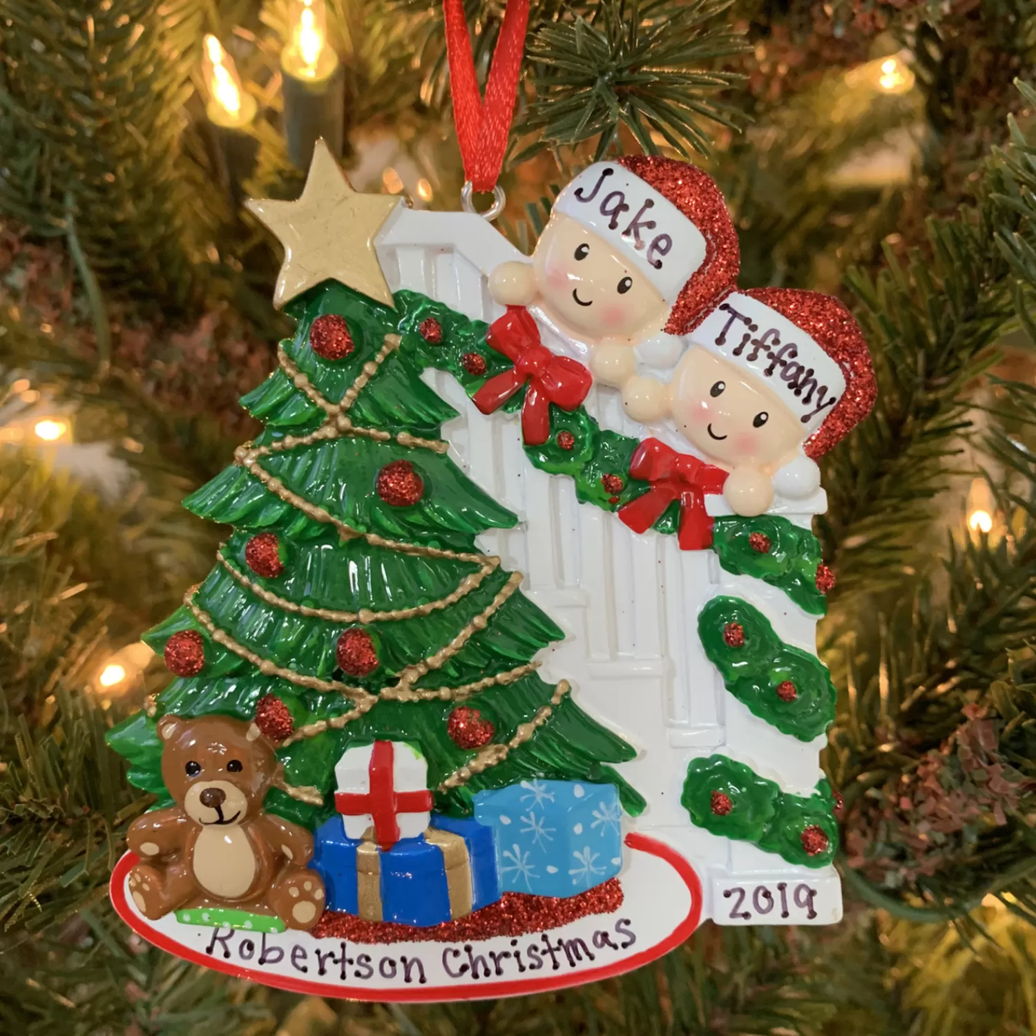 The Jolly Christmas Shop Personalized Ornaments·Wedding And Engagement Ornaments | Personalized Ornaments·Family Ornaments | Couple Around The Christmas Tree Personalized Ornament OR1789-2