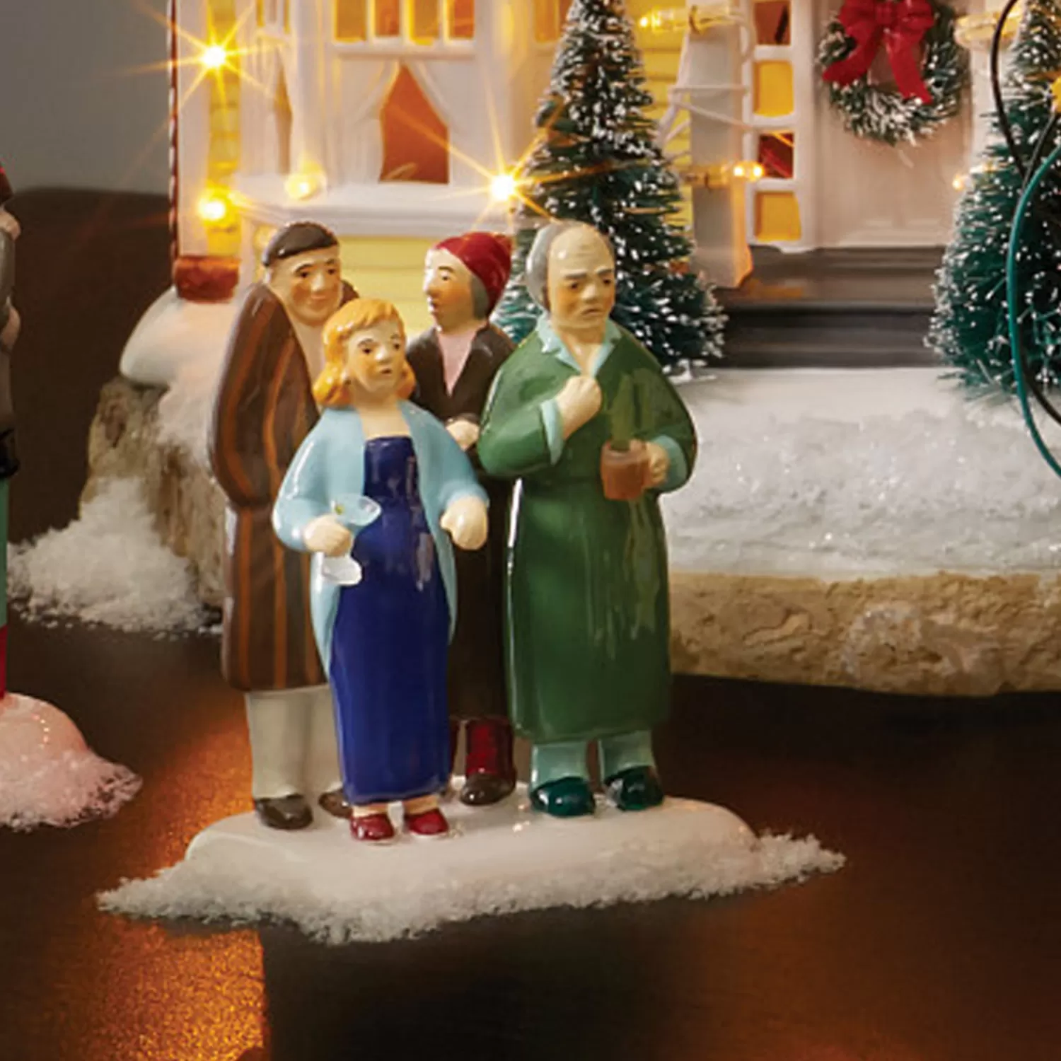 The Jolly Christmas Shop Lampoon's Christmas Vacation | Department 56 Freezing Our Baguettes Off Christmas Vacation Village Figure 6000646