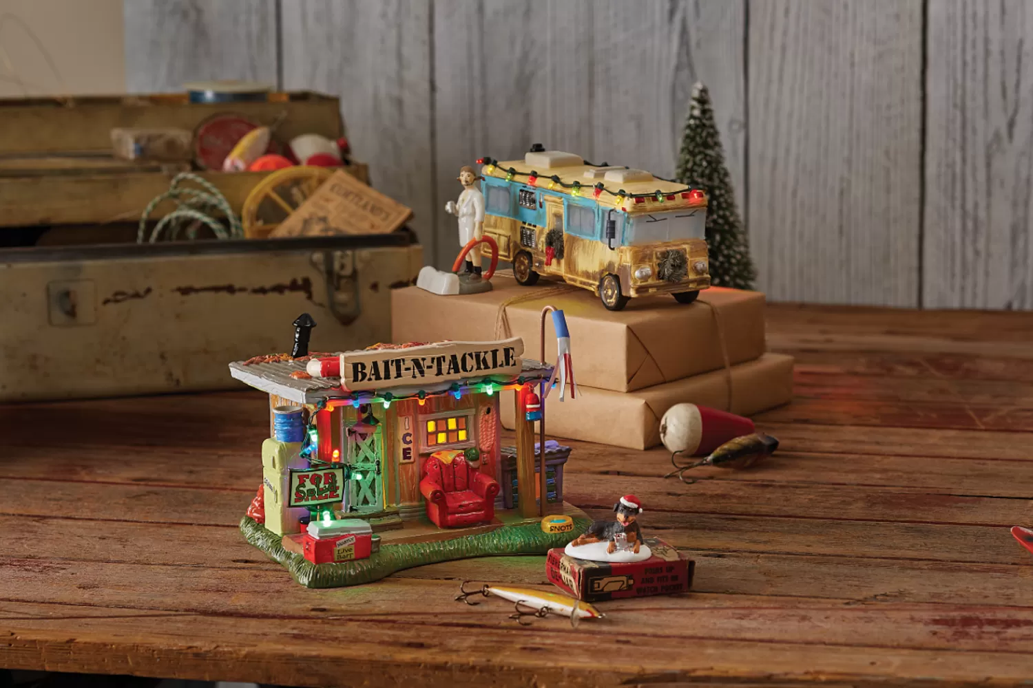 The Jolly Christmas Shop Lampoon's Christmas Vacation | Department 56 National Lampoon's Christmas Vacation Selling The Bait Shop Building 6011426
