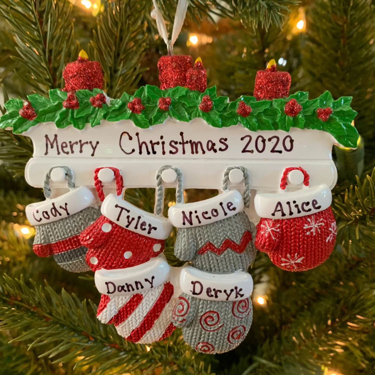 The Jolly Christmas Shop Personalized Ornaments·Family Ornaments | Family Personalized Christmas Ornament With 6 Mittens