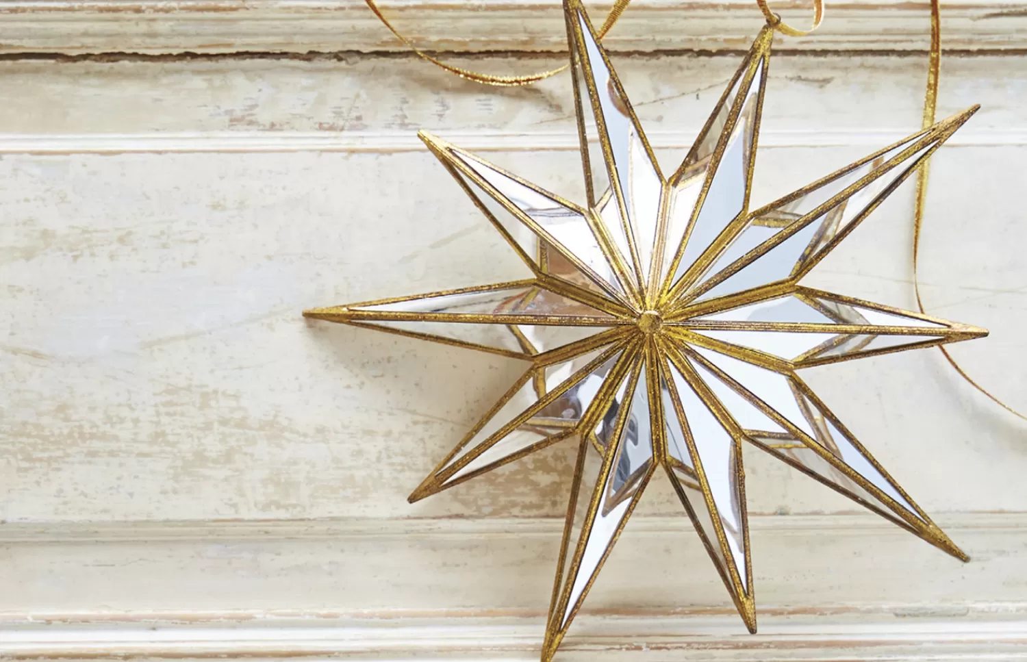 The Jolly Christmas Shop O Tannebaun | Oh Night Divine | Raz 15" Large Mirrored Gold Star Christmas Ornament 4116140