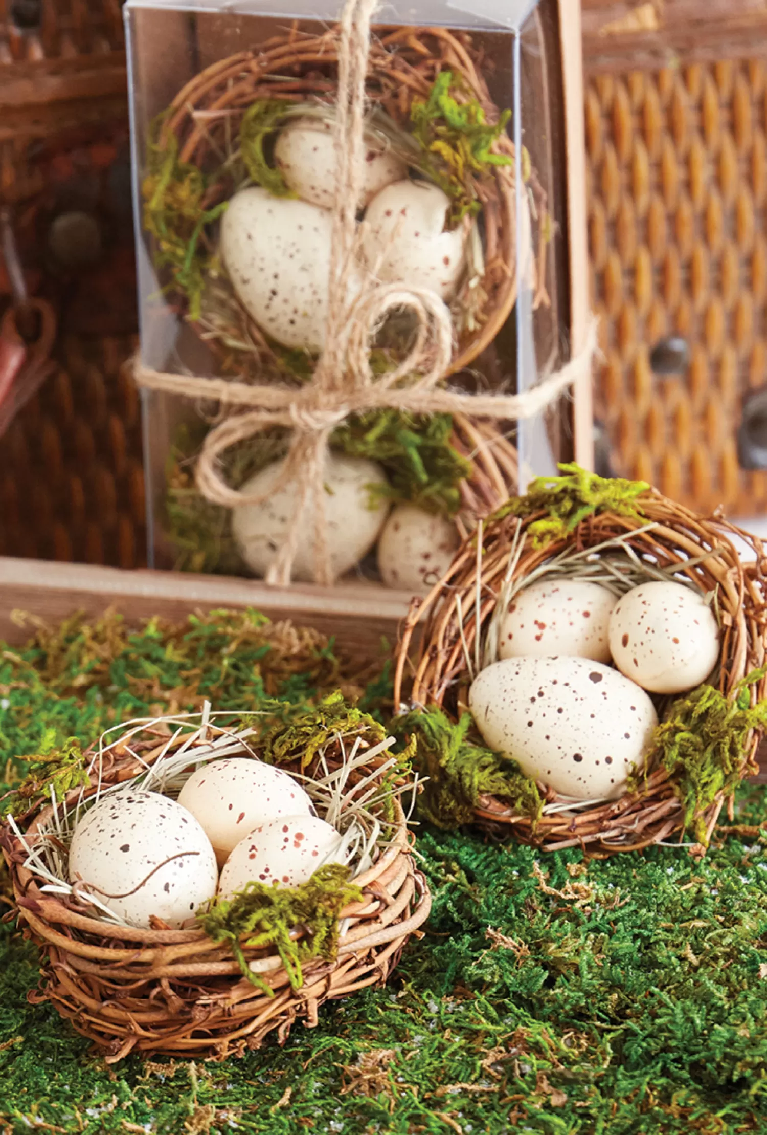 The Jolly Christmas Shop Figurines | Raz 3" Box Of Nested Speckled Eggs Decoration 4216034