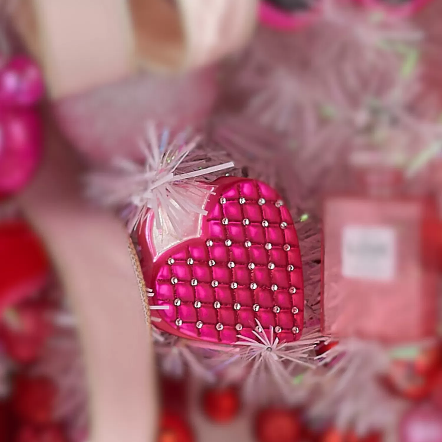 The Jolly Christmas Shop Valentines Day | A Blushing Holiday | Raz 4" Quilted Pink Heart Shaped Purse Glass Christmas Ornament 4452885