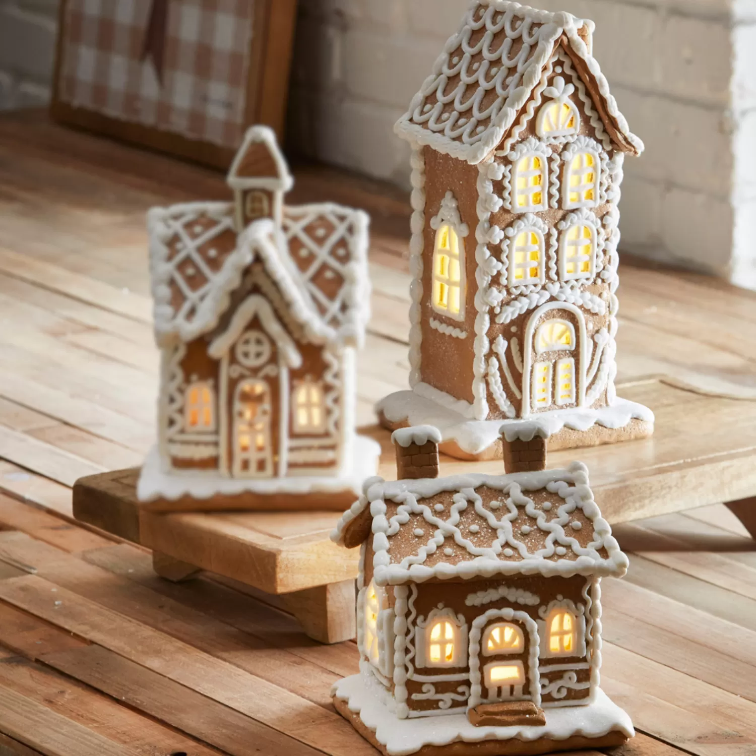 The Jolly Christmas Shop Gingerbread | Gingerbread Lane | Raz 6" Or 10" Lighted Christmas Gingerbread Town House Decoration